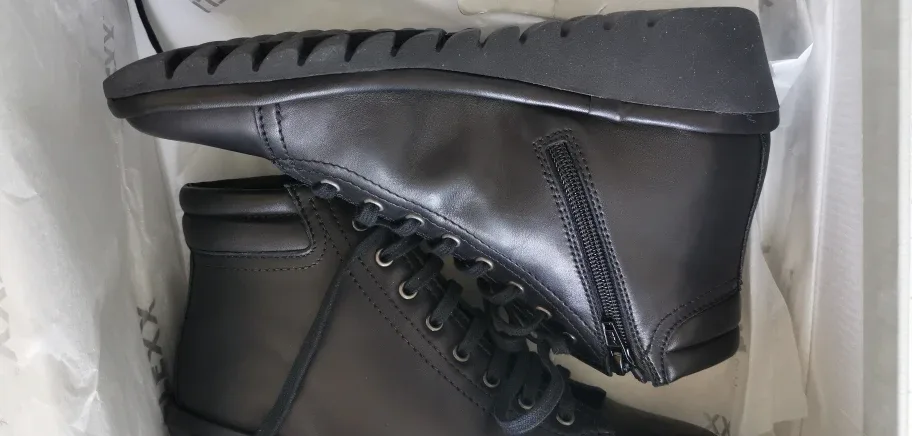 The Flexx Mel Rose Black Leather Boots - Size 7 image indicator(2)