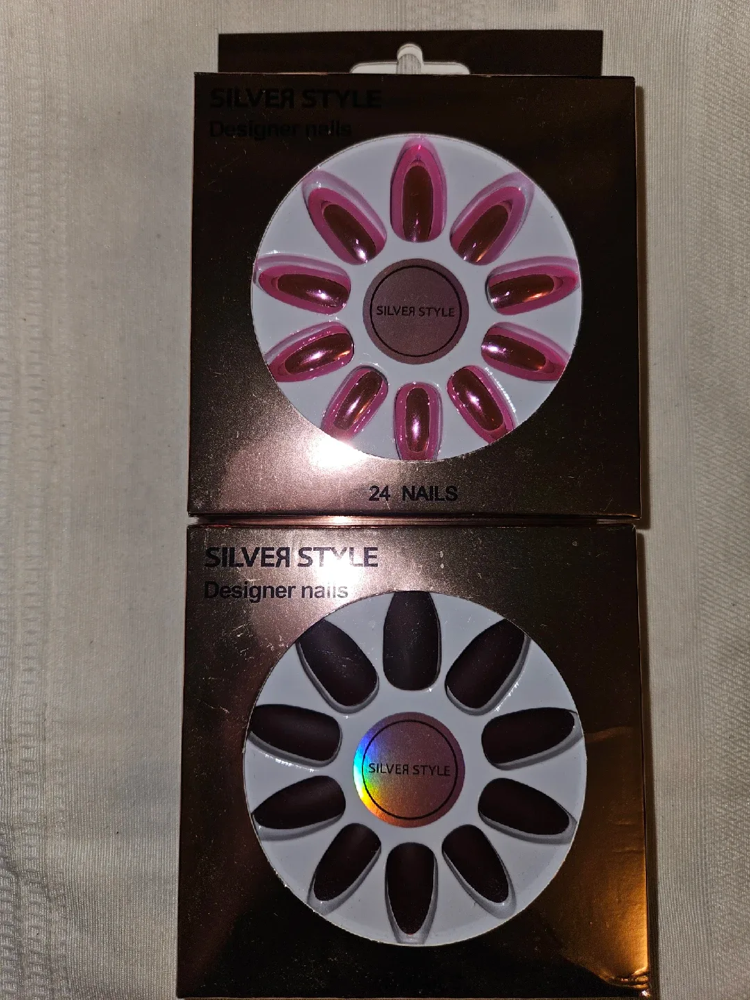 Silver Style Designer Nails image indicator(2)