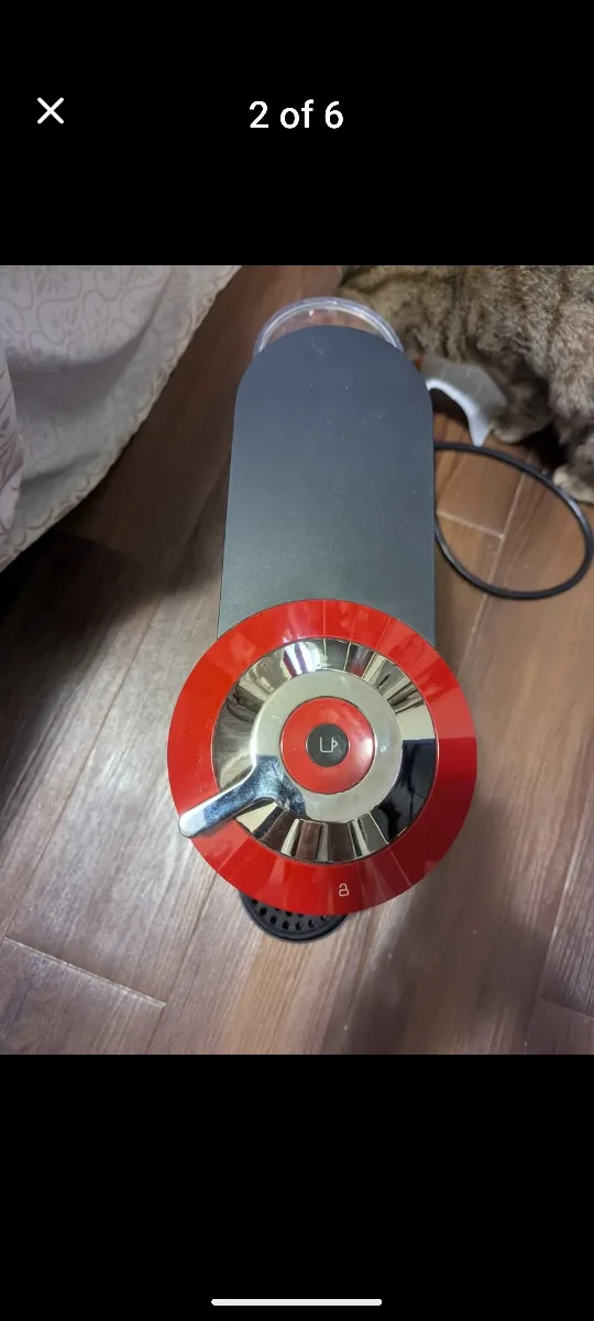 Nespresso Vertuo  Coffee Machine - Red & Black image indicator(2)