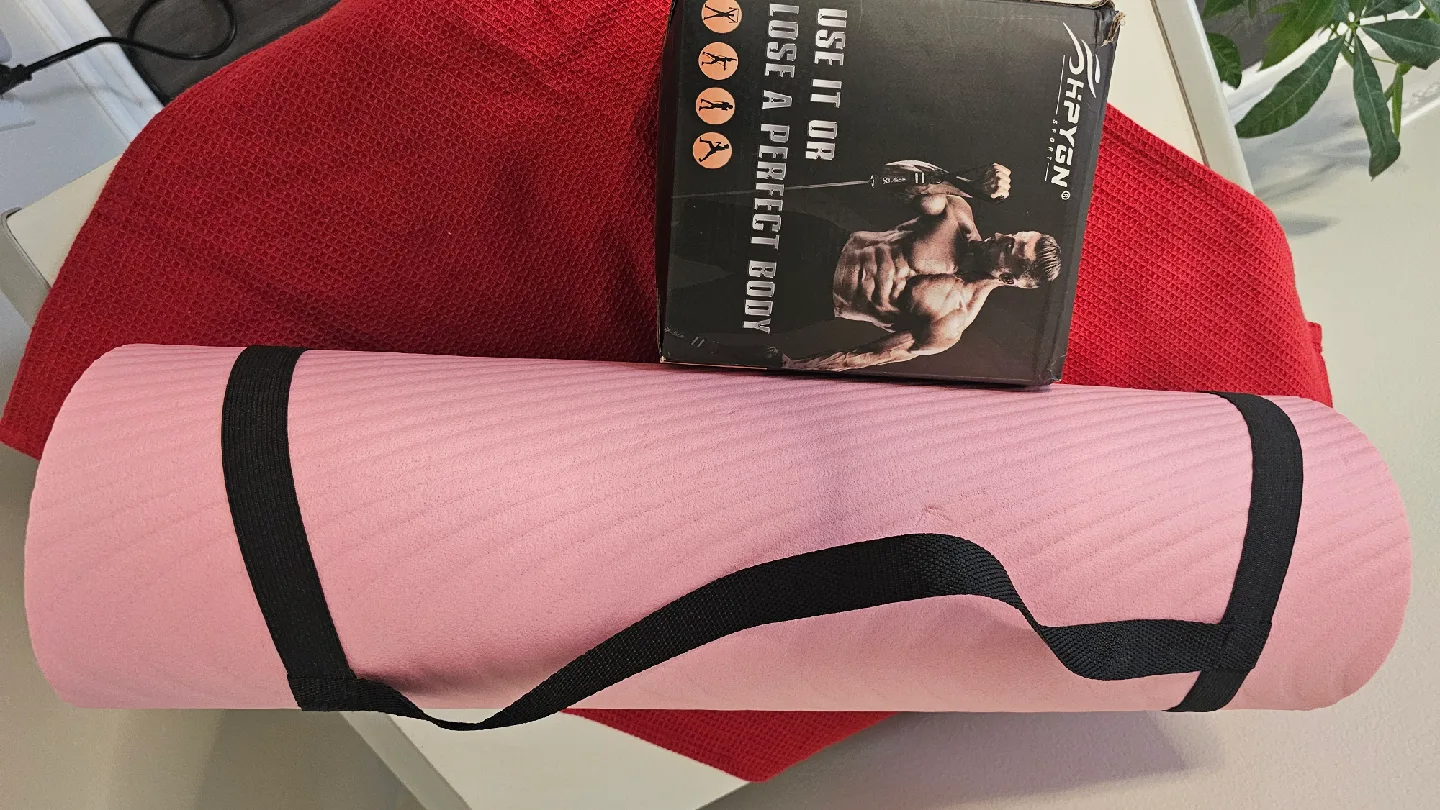 Pink Yoga Mat image indicator(2)