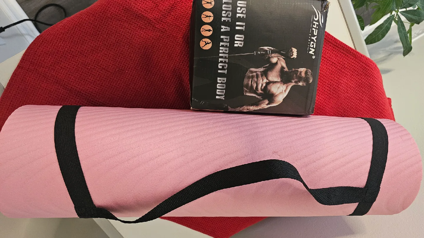 Pink Yoga Mat image indicator(3)