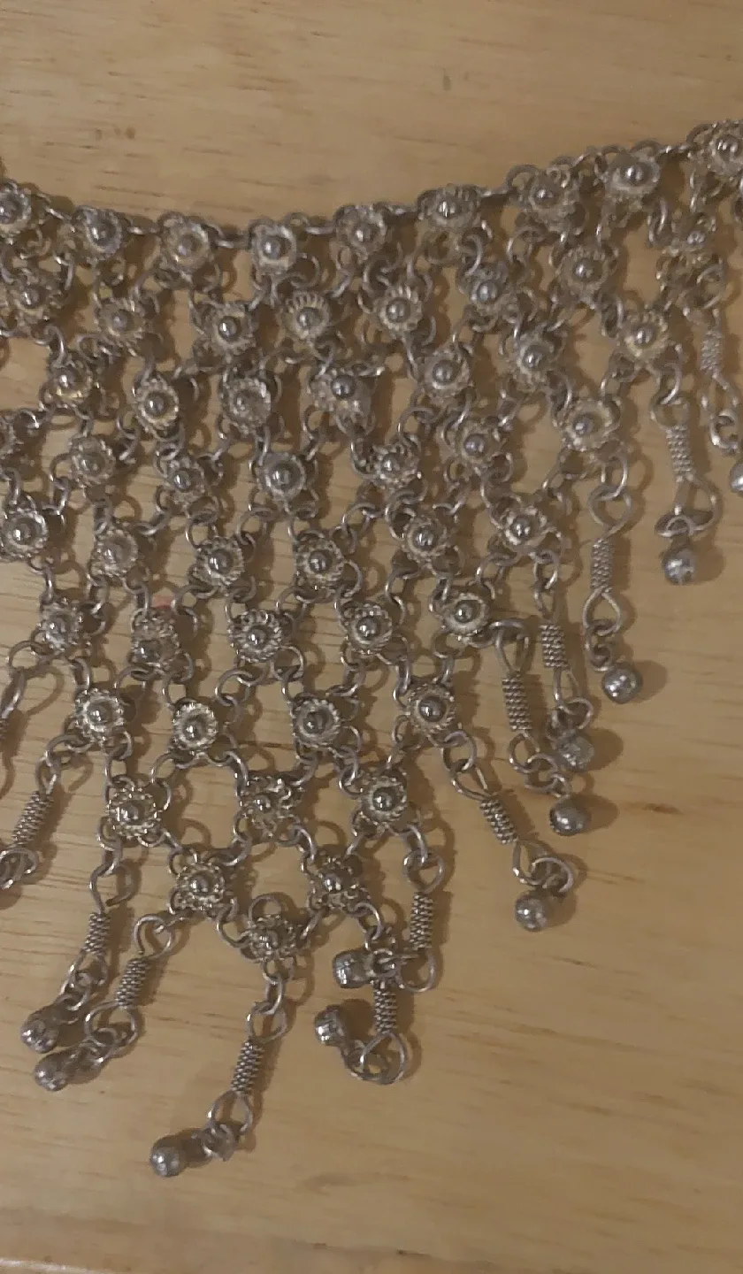 Silver Tone Statement Necklace image indicator(2)