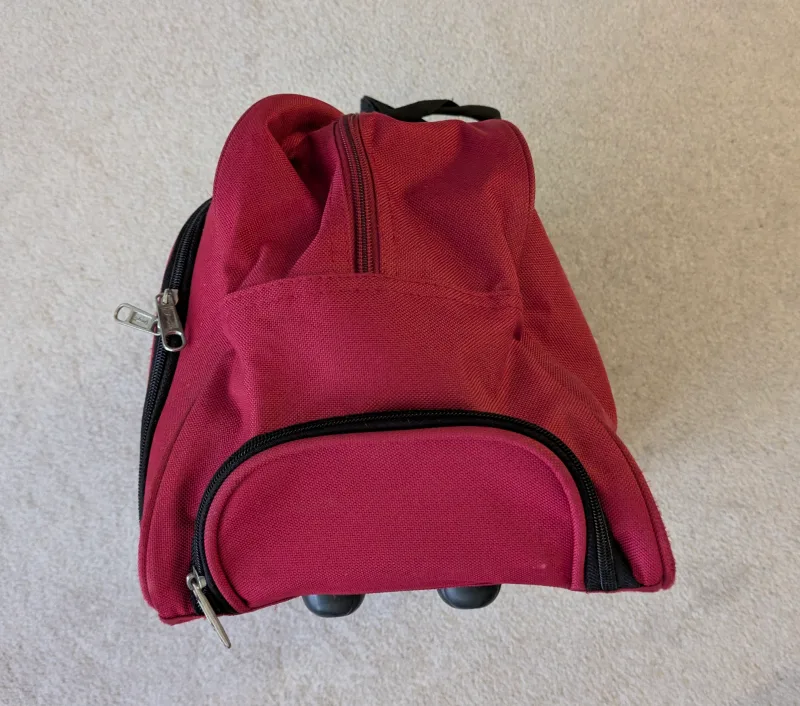 Rolling Duffel Bag - Red image indicator(4)