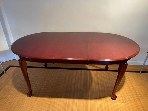 Mahogany Oval Dining Table❤️ thumbnail