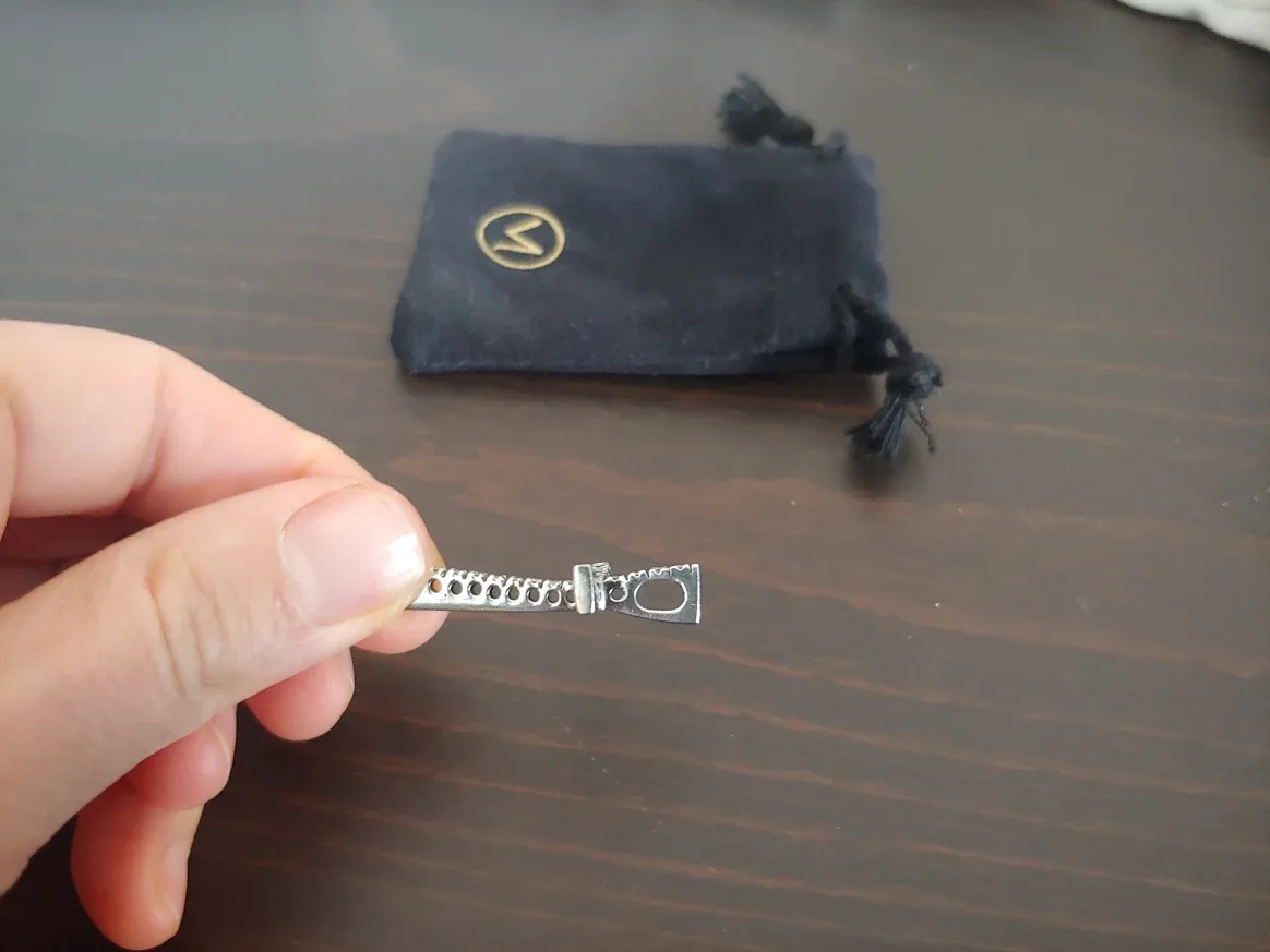 Sterling Silver Cross Pendant with cubic zirconia image indicator(3)