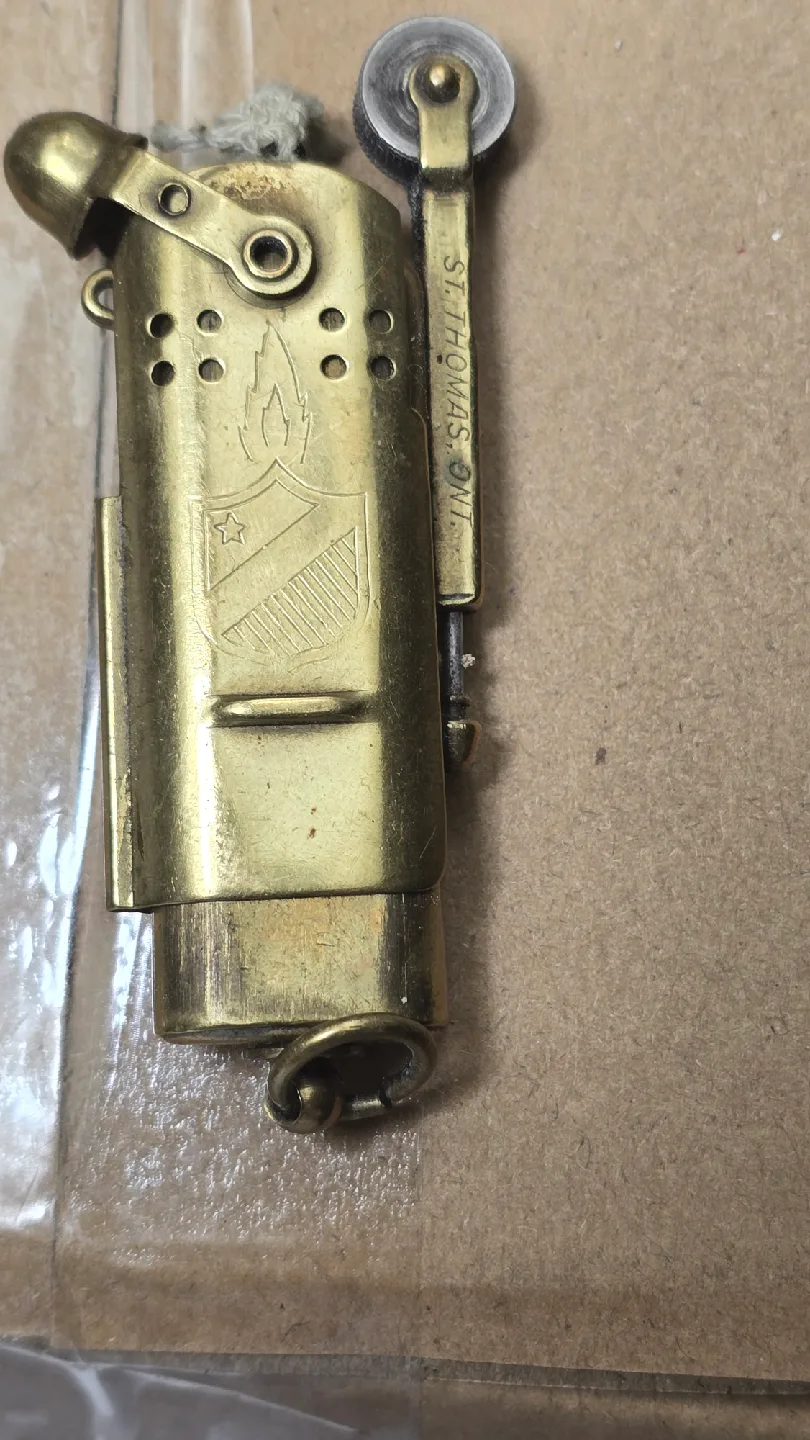 Vintage St. Thomas, ONT Trench Lighter image indicator(2)