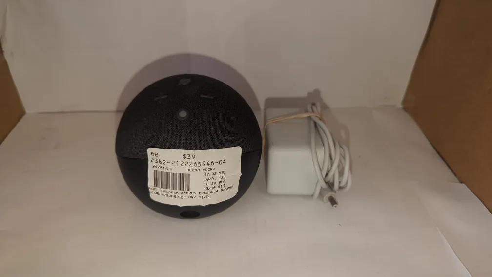 Amazon Echo Dot (5th Gen) Smart Speaker thumbnail