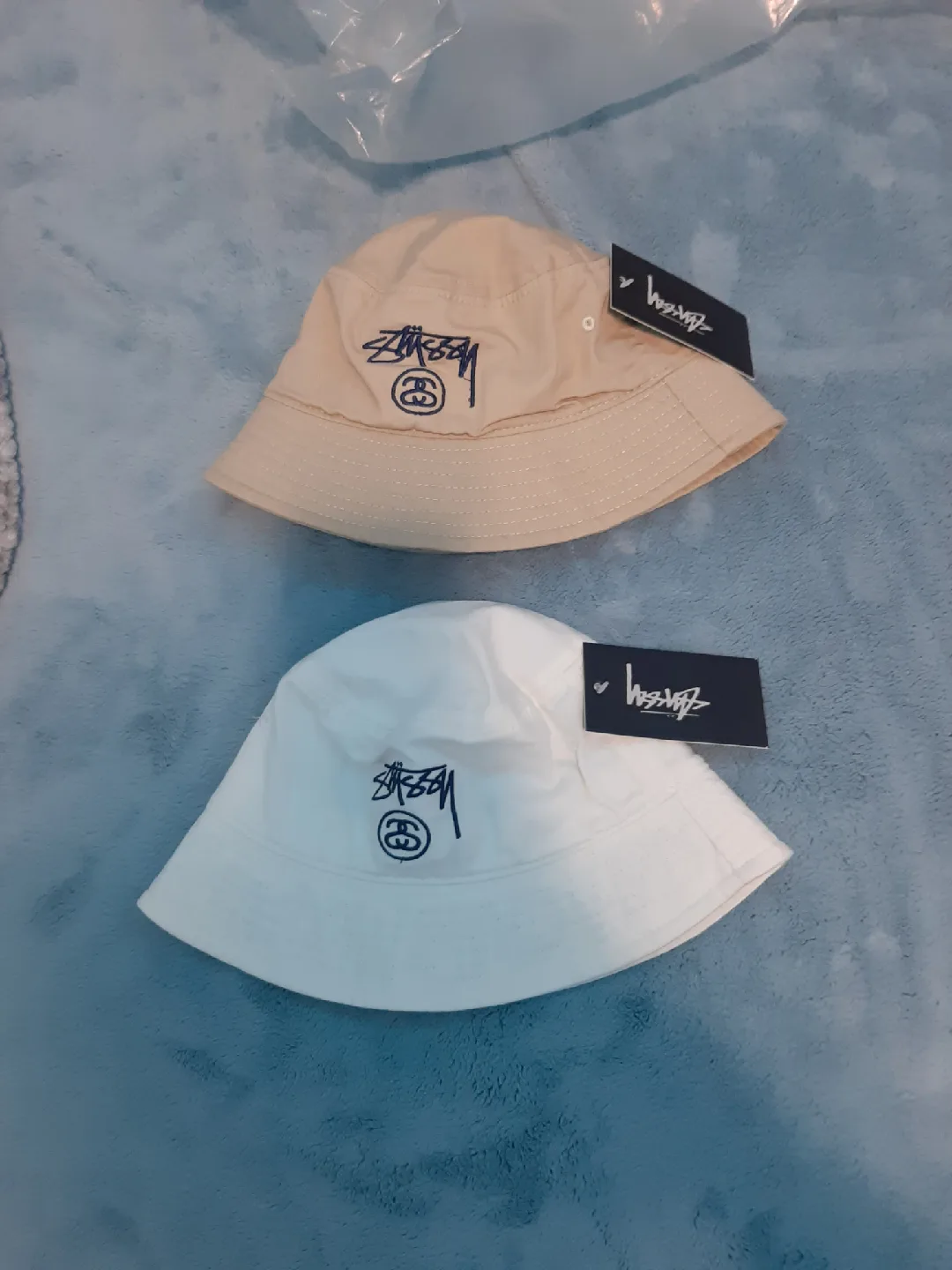 New Stussy Bucket Hats - Beige & White