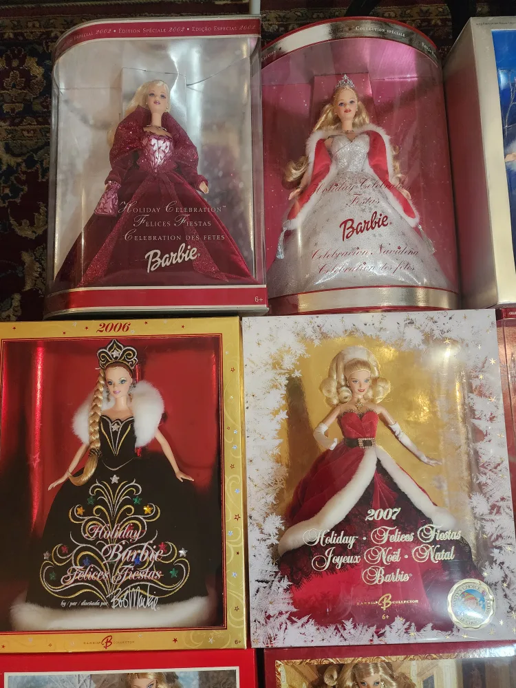 Holiday Barbie Lot 2001-2022 Not Sold Separately image indicator(3)