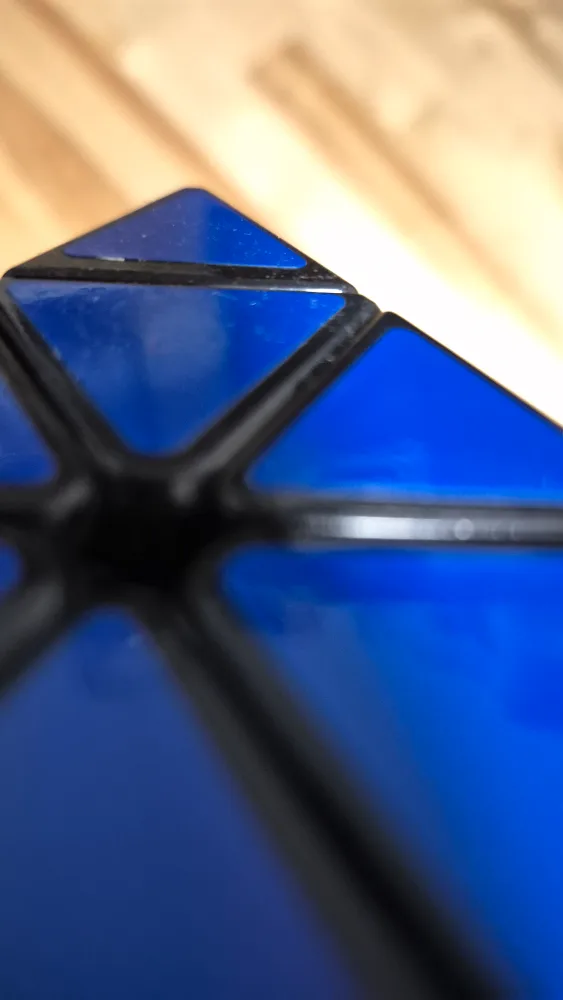 Qiyi Pyraminx Speed Cube Puzzle image indicator(2)