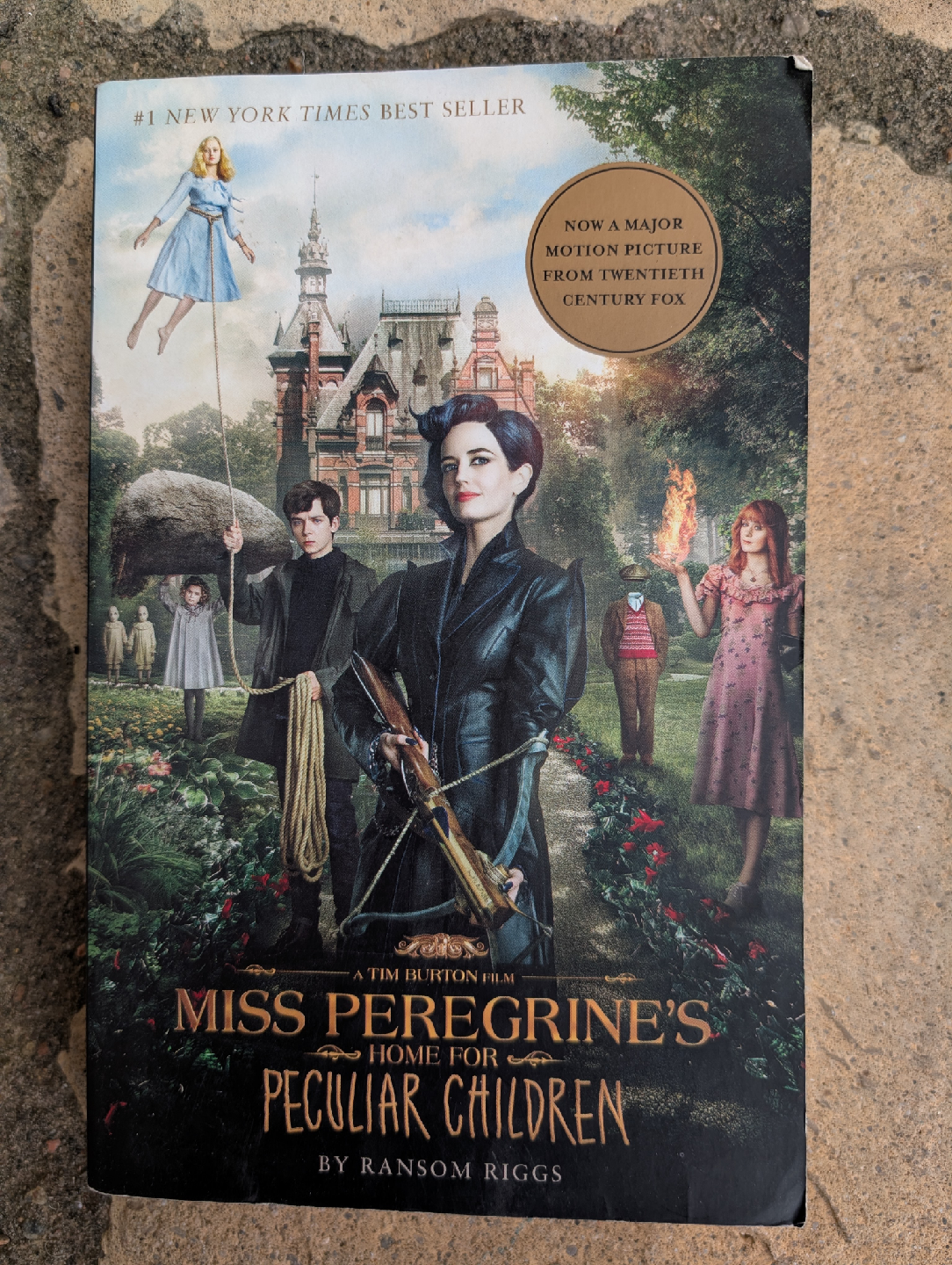 Miss Peregrine's Home for Peculiar Children by Ransom Riggs