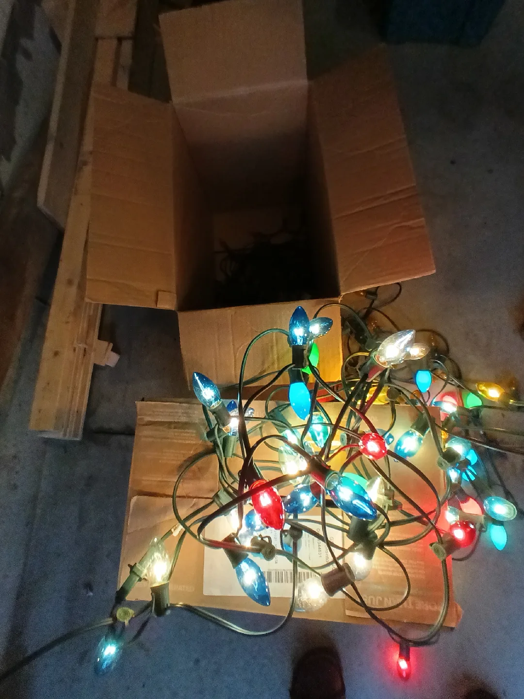 Vintage Christmas String Lights - Multi-Color image indicator(2)