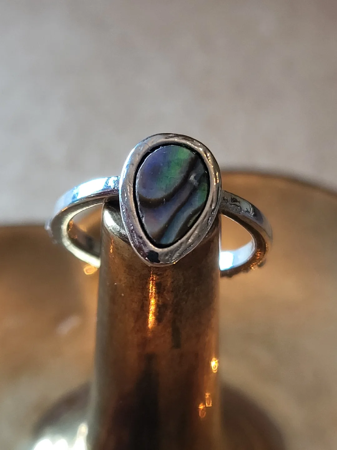 Abalone & Rhinestone Ring image indicator(7)