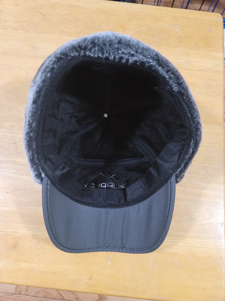 Gorro de piel térmico sintética gruesa y cálida para invierno image indicator(3)
