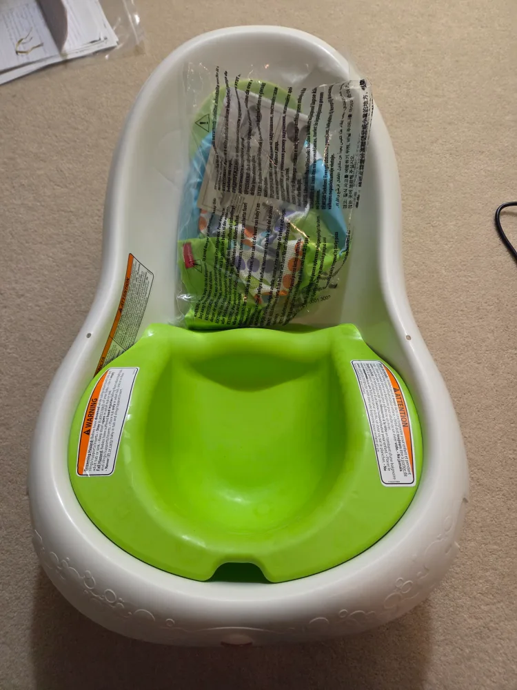 Summer Infant Newborn to Toddler Bath Tub - New