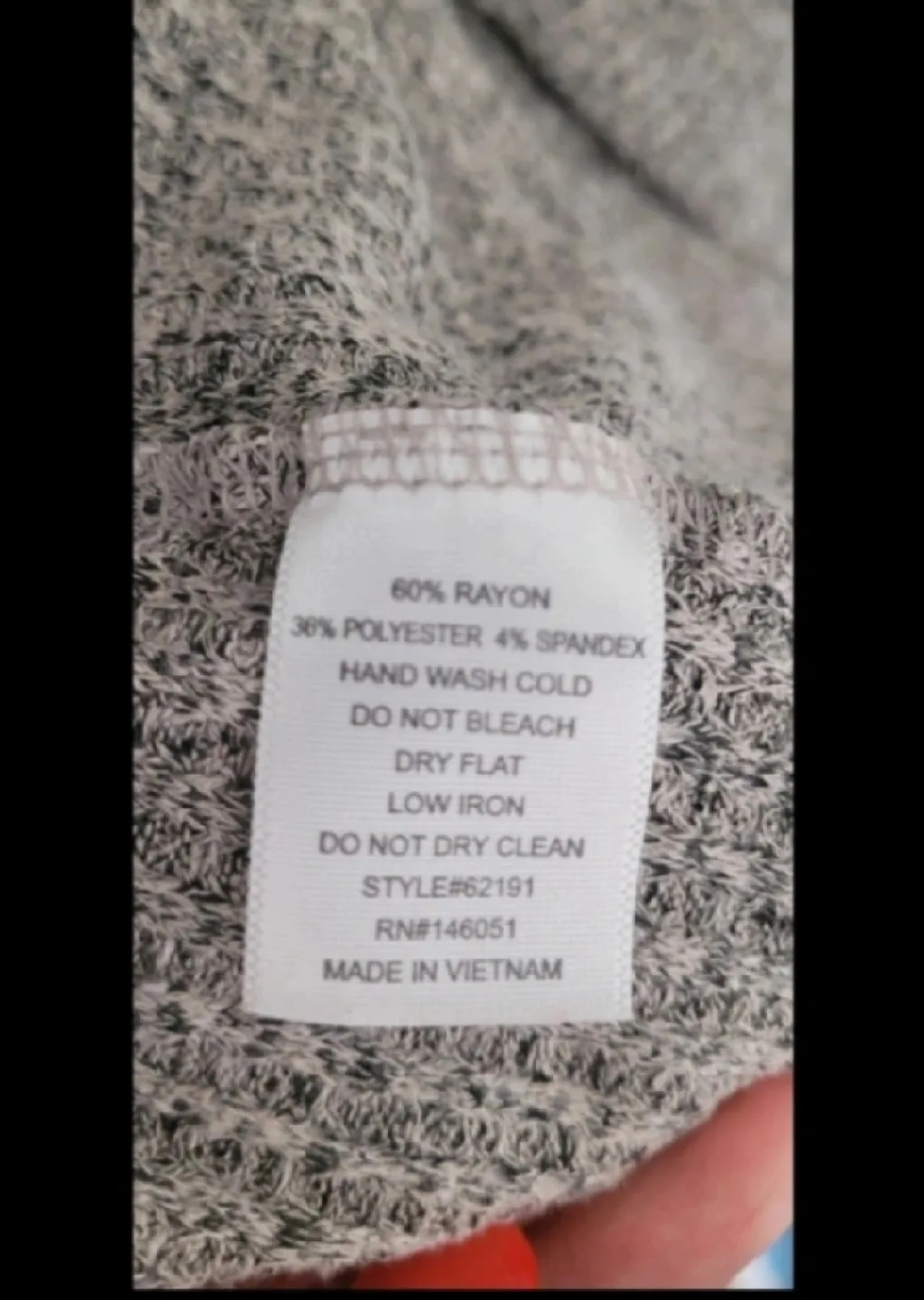 Like-new Monteau Los Angeles Cardigan - Size L image indicator(3)