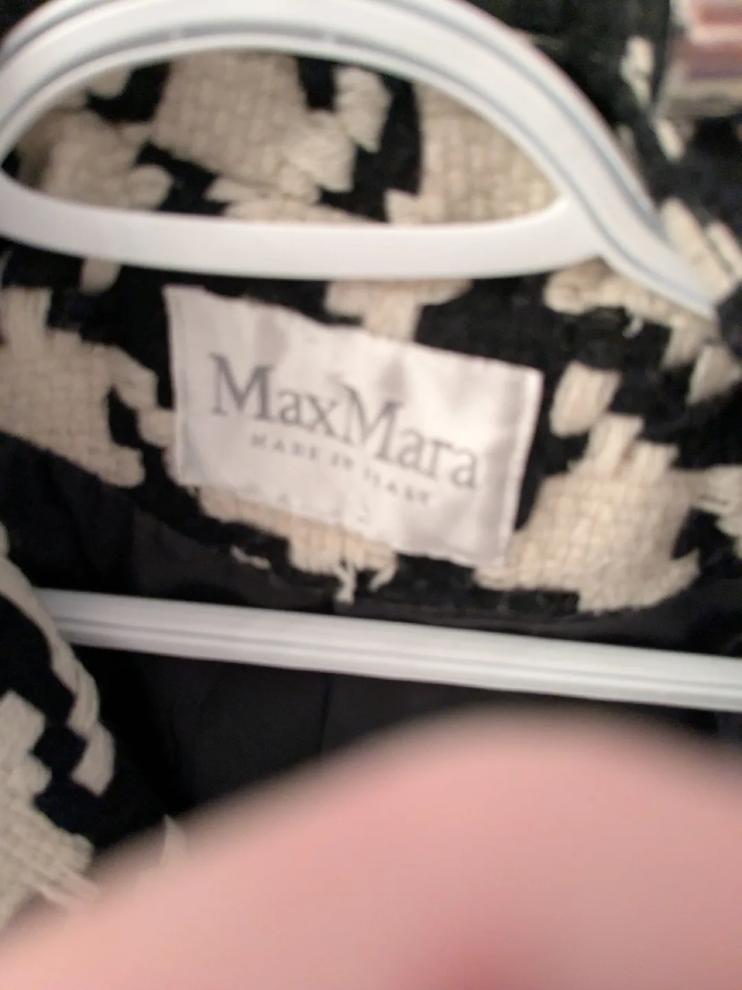 Max Mara Authentic  made in Italy Houndstooth Coat image indicator(2)