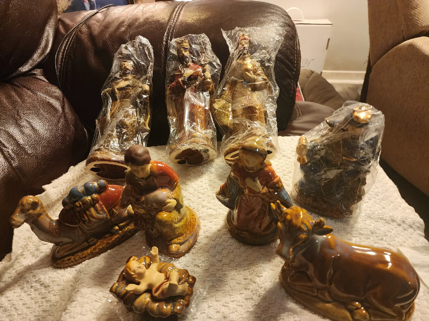 9 piece 2011 Nativityscene