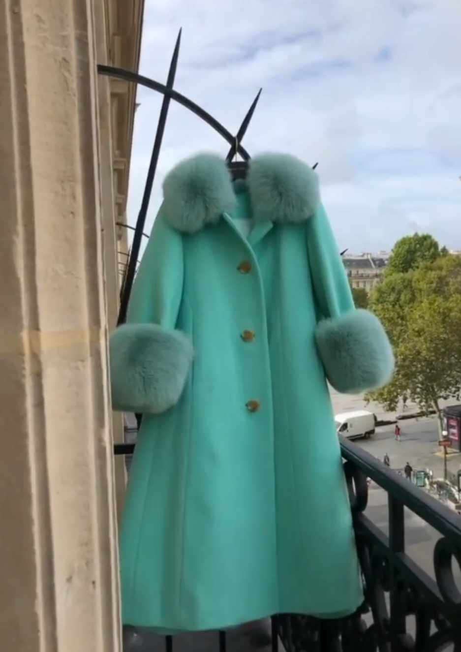 Mint Green Wool -Blend Coat with Genuine Saga Fox Fur - photo 2