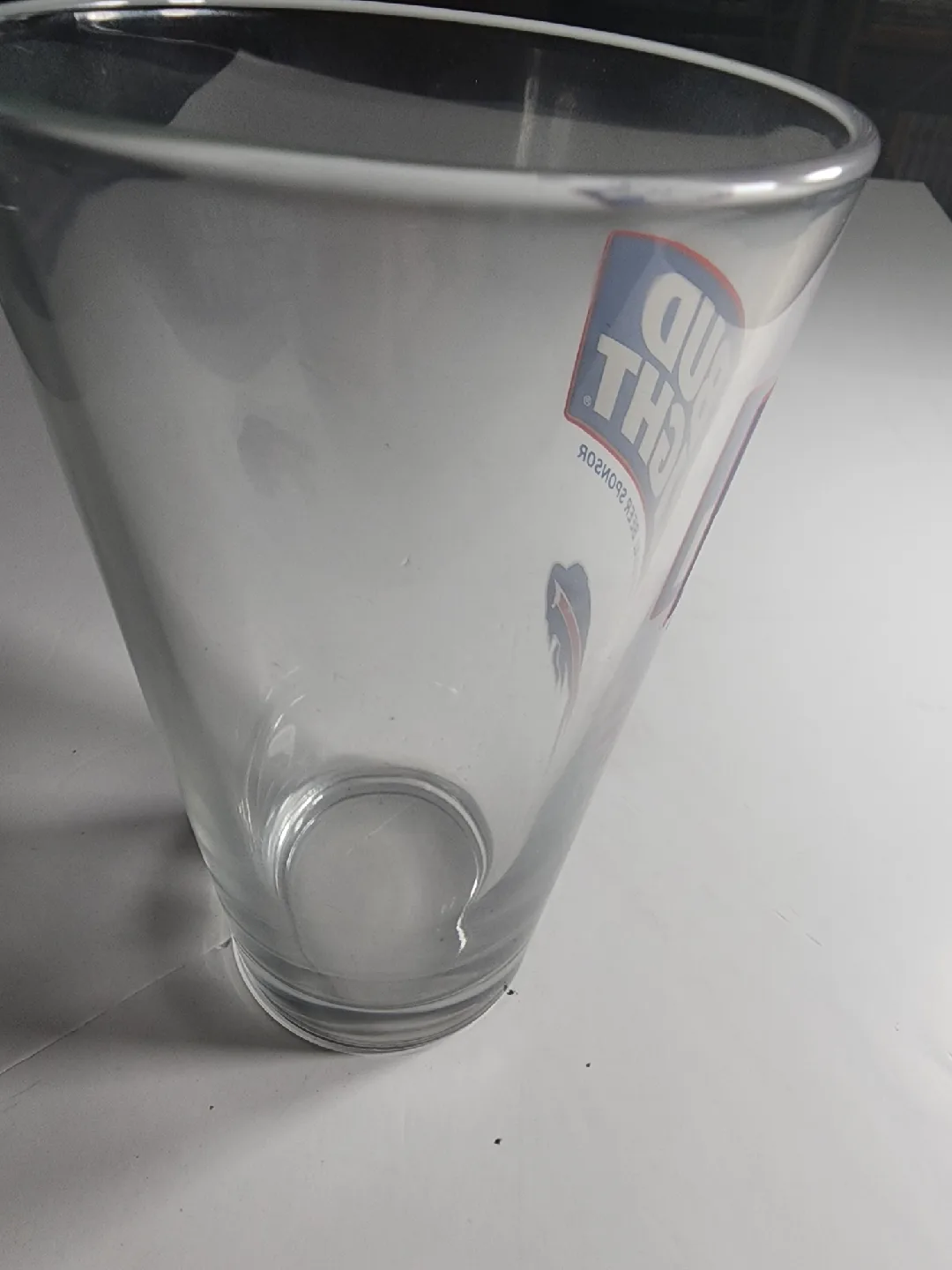 Bud Light Buffalo Bills Beer Glass image indicator(5)