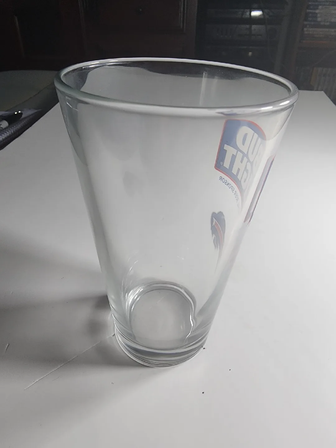 Bud Light Buffalo Bills Beer Glass image indicator(6)