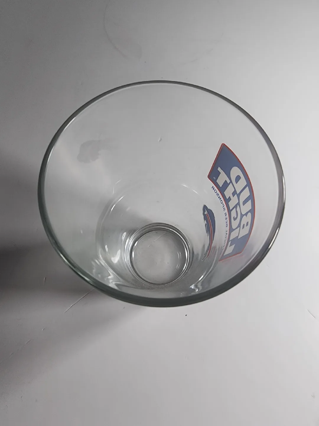 Bud Light Buffalo Bills Beer Glass image indicator(7)