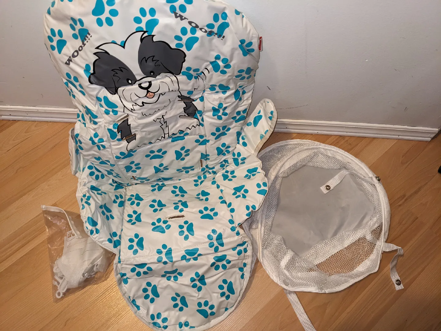 Baby High Chair - White & Blue image indicator(8)