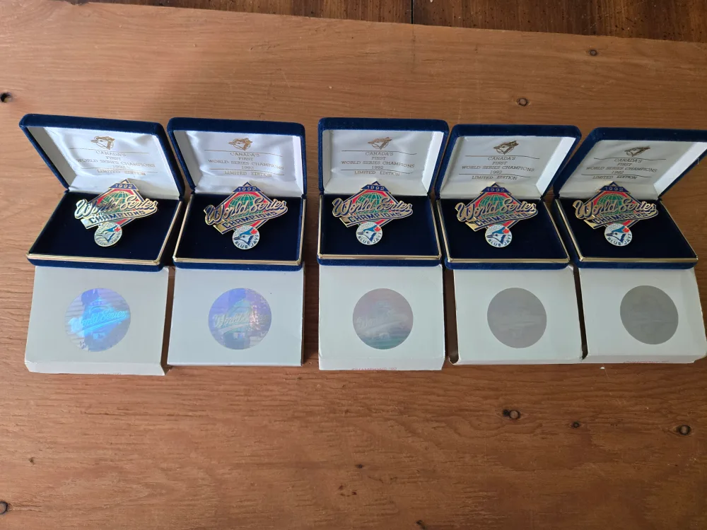 Toronto Blue Jays 1992 World Series Champions Pin! image indicator(3)