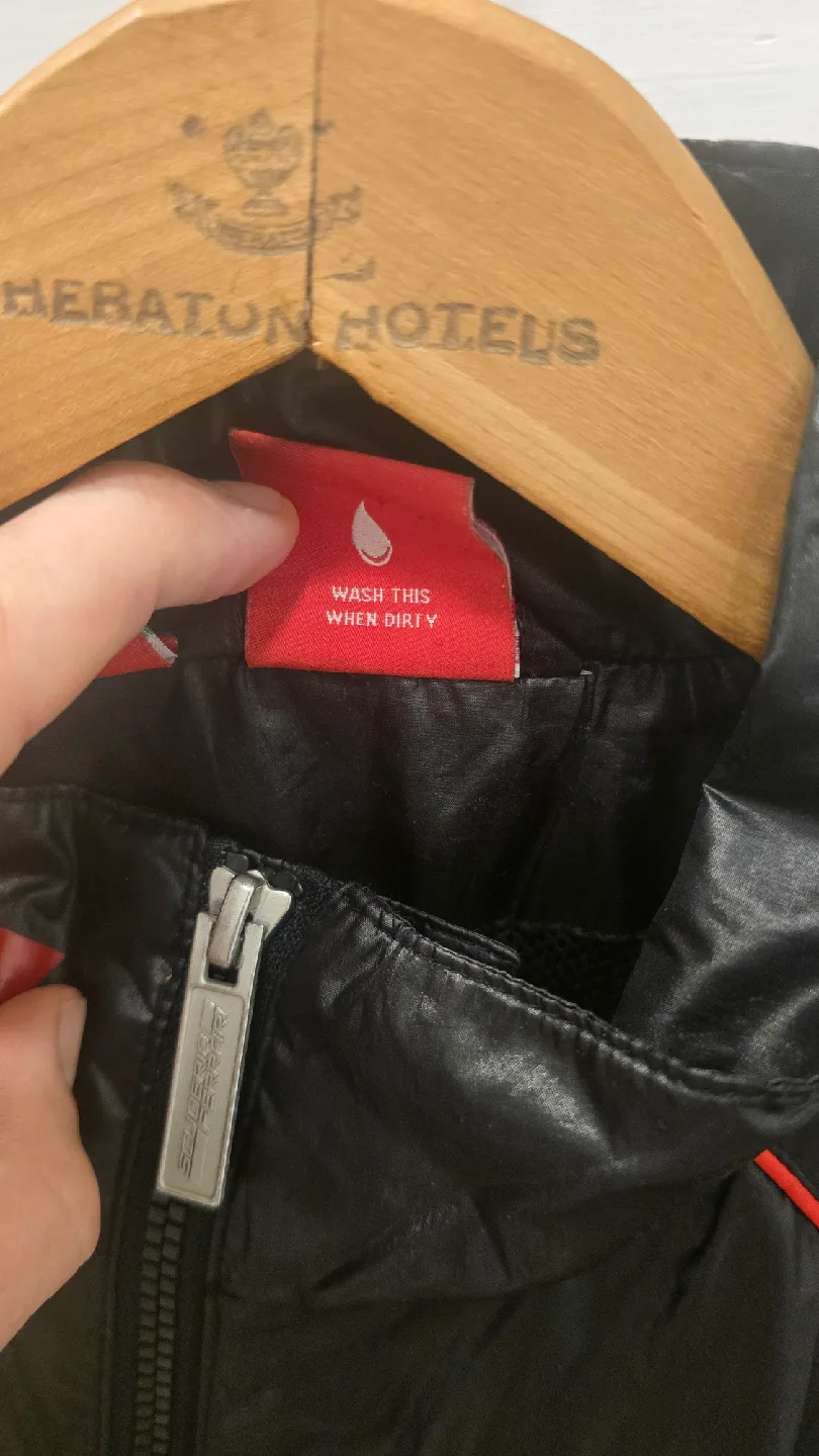 Puma Scuderia Ferrari Black Jacket - Size L image indicator(4)