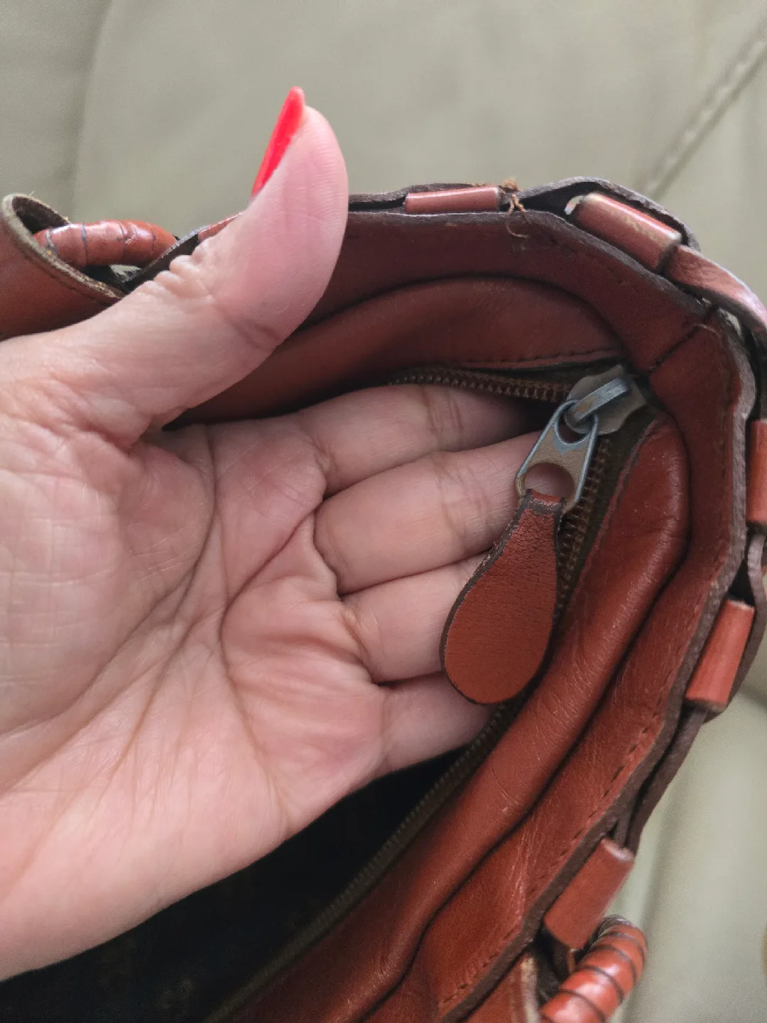 Brown Woven Tote Bag image indicator(5)