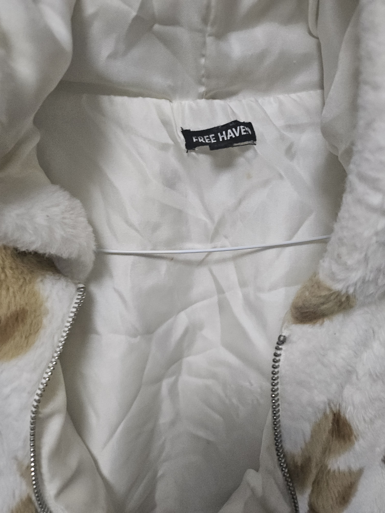 Free Haven Teddy Bear Print Fuzzy Hoodie - photo 2