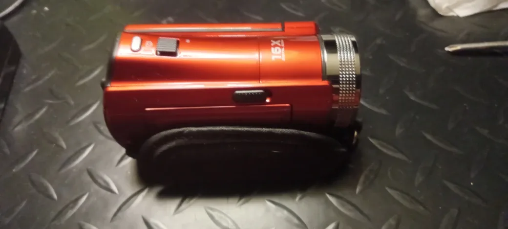 Red Camcorder 16x Digital Zoom image indicator(8)