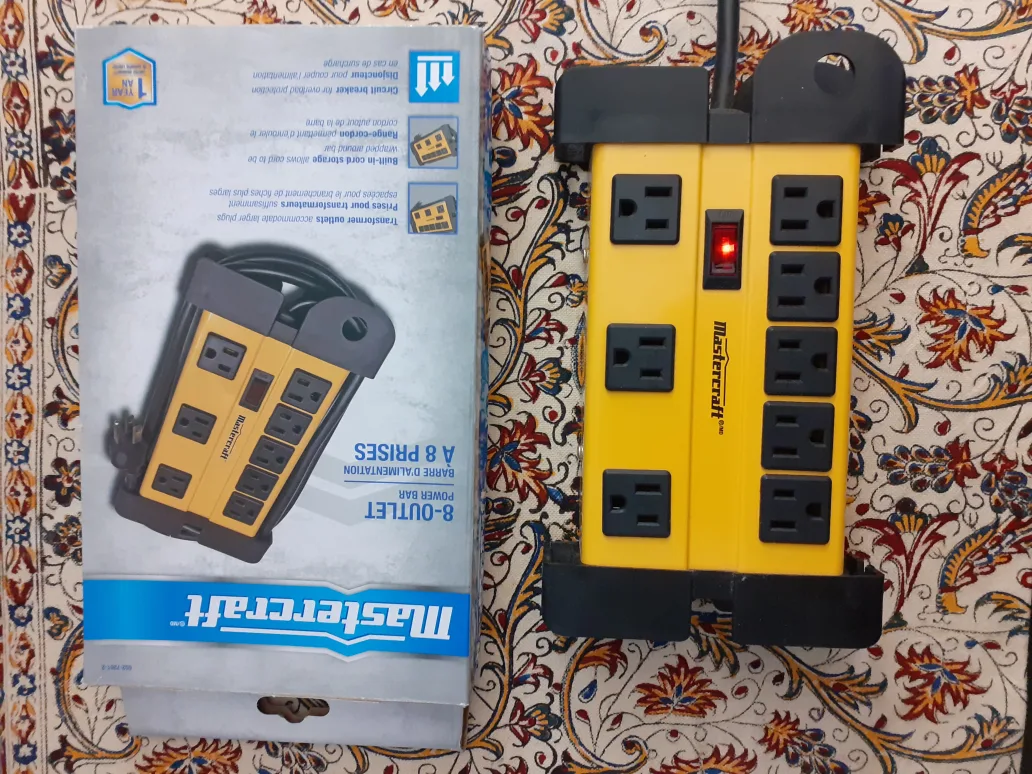 Mastercraft 8-Outlet Power Bar thumbnail