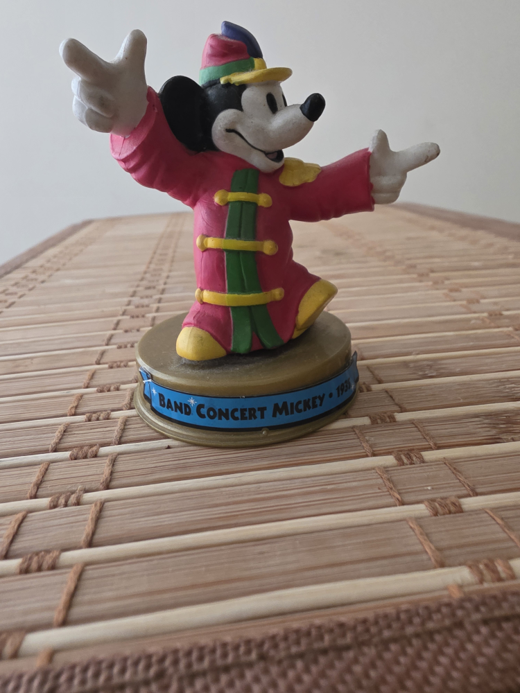Walt Disney World Band Concert Mickey 1935 Figurine - photo 2