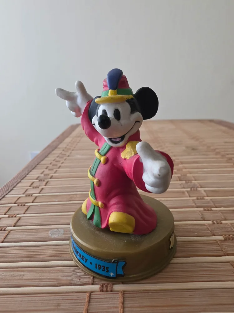 Walt Disney World Band Concert Mickey 1935 Figurine image indicator(4)