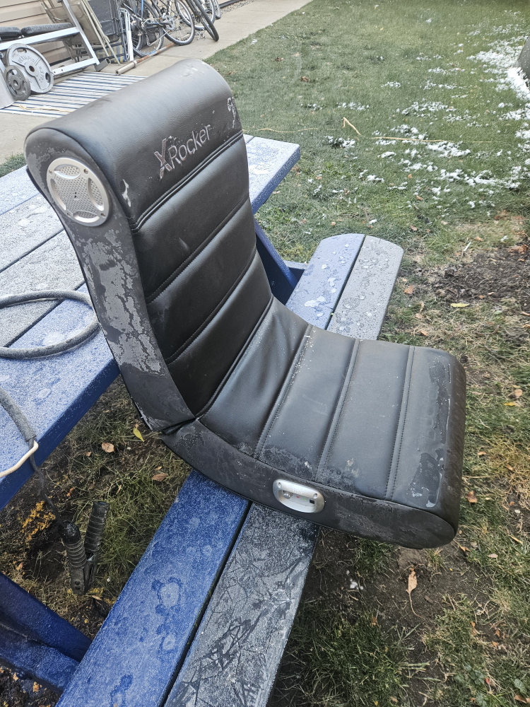 X Rocker Gaming Chair with Speakers - photo 2