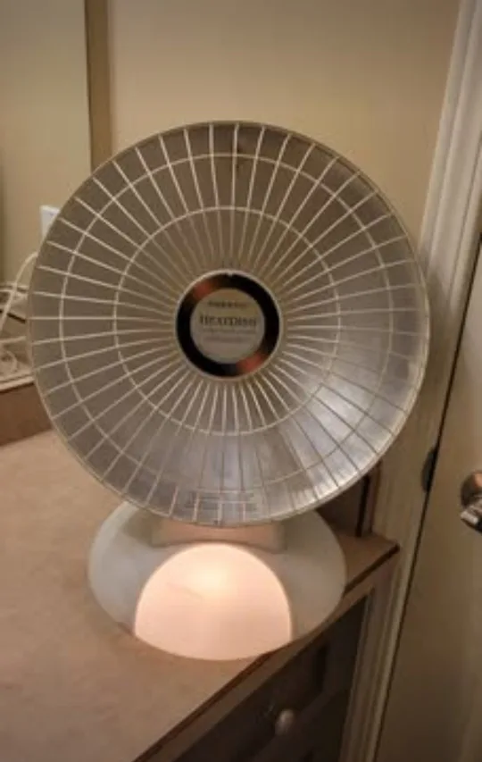 Save Heating Bills W/Presto Best Heat Dish W/NightLightOption image indicator(2)