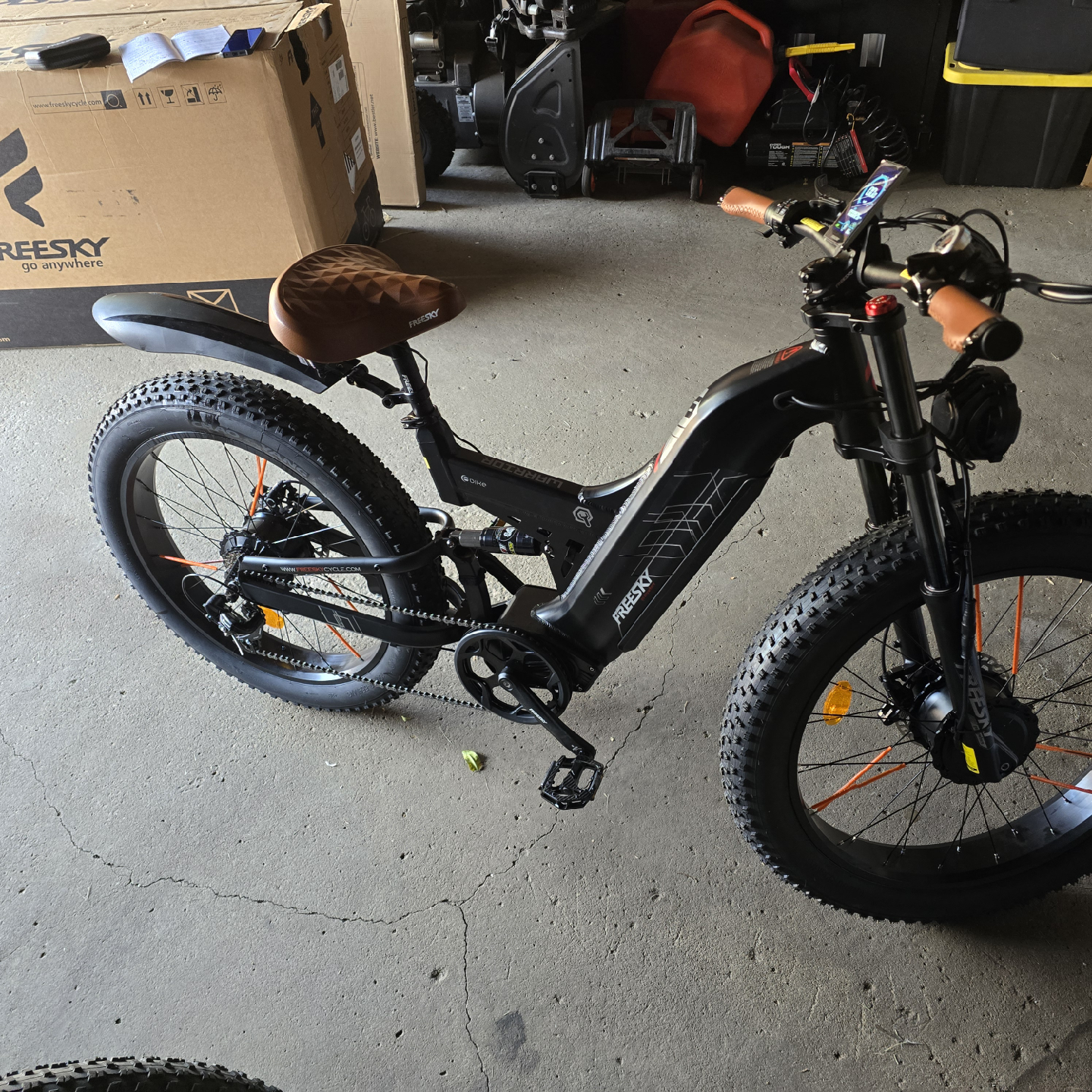 Full suspension, moutain bike. FreeSky Warrior E-Bike
