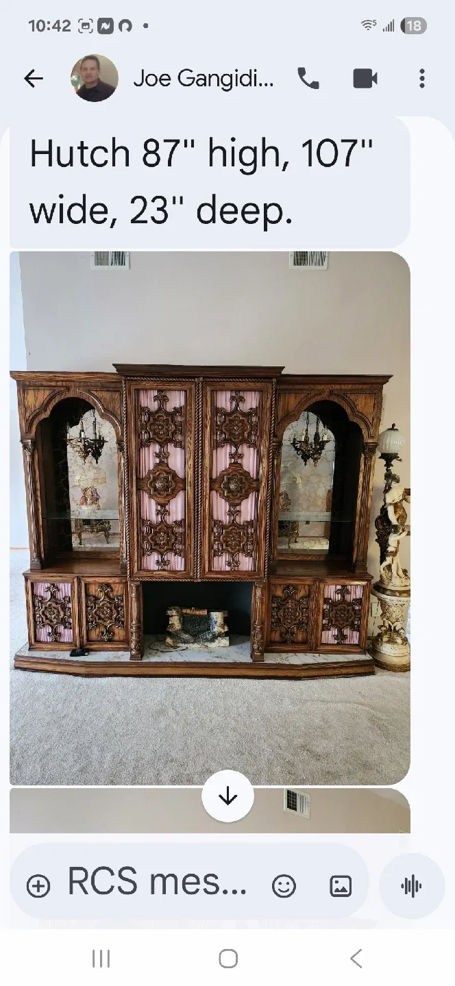 Large Hutch - 87" x 107" x 23" image indicator(3)