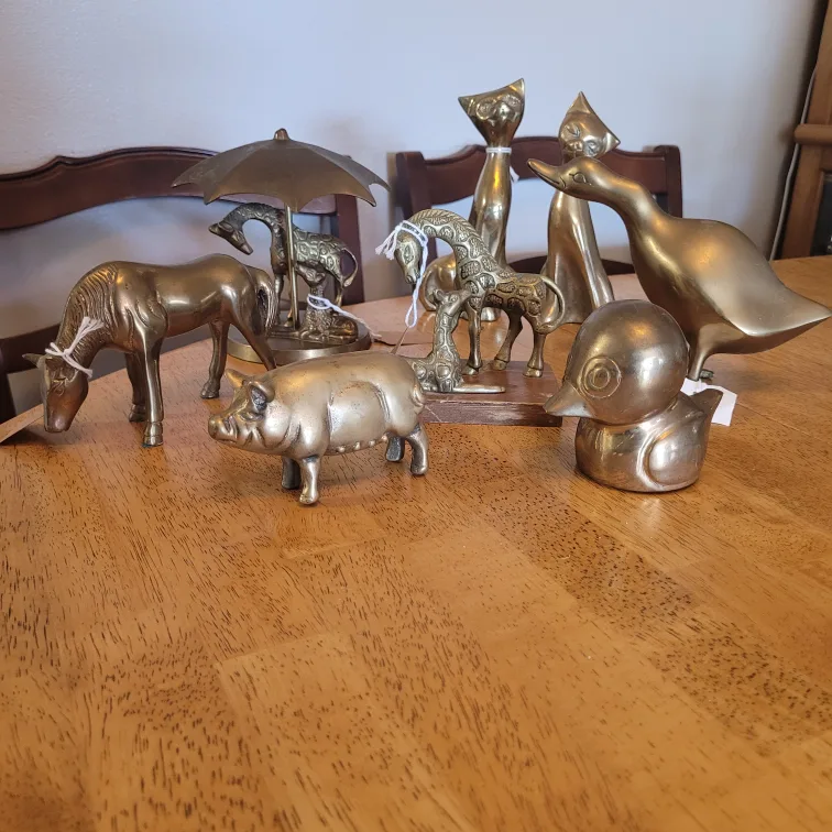 Lot of 8 Vintage Brass Items 20.00 each or all 8 for 90.00 image indicator(10)