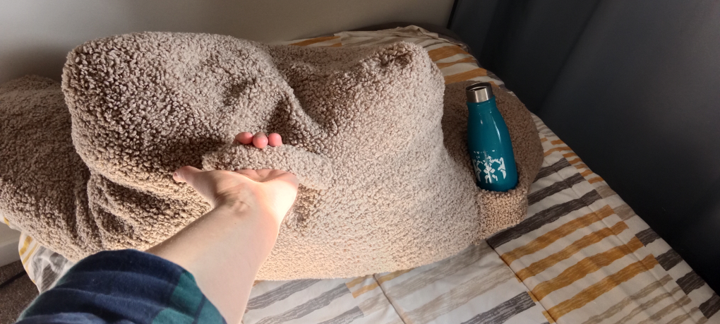 Big Reading Pillow. - photo 2