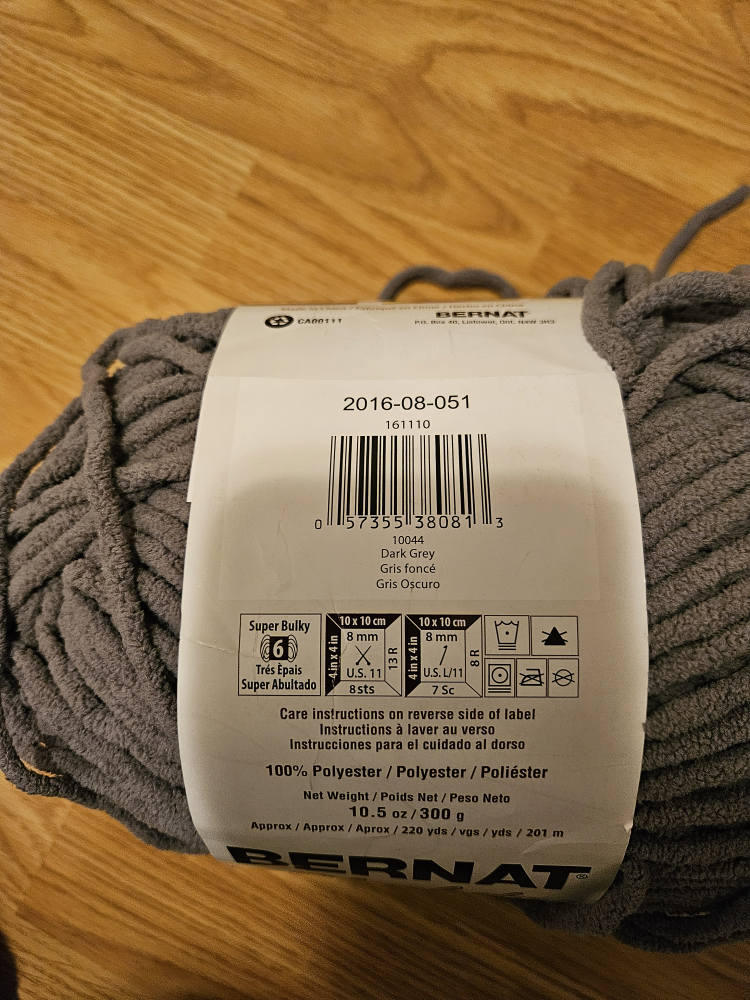 Bernat Blanket Yarn - Dark Grey - photo 2