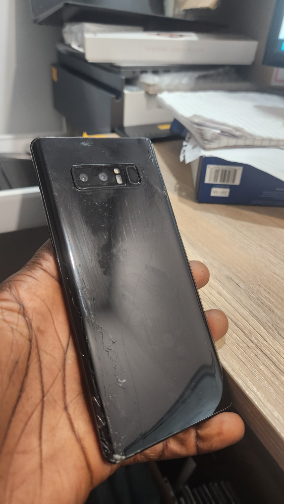 Samsung Galaxy Note 8 - Black 64gb cracked back - photo 2