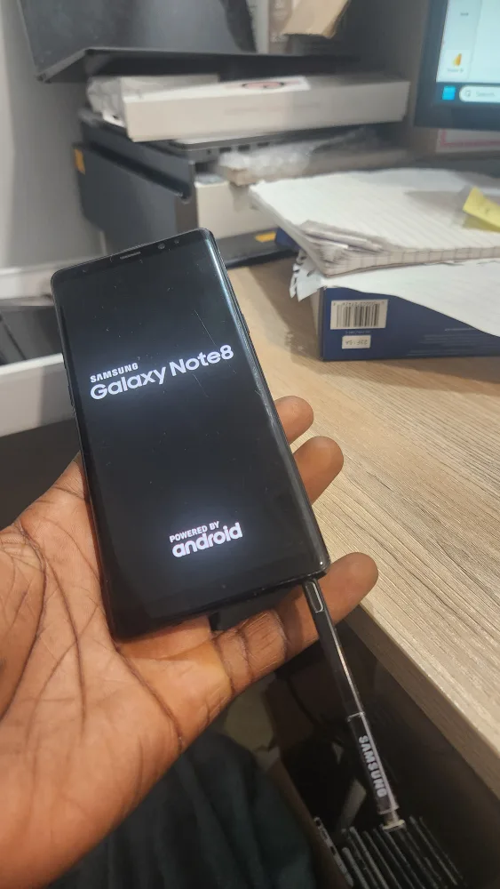 Samsung Galaxy Note 8 - Black 64gb cracked back image indicator(3)