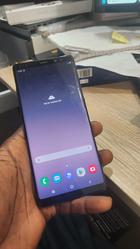 Samsung Galaxy Note 8 - Black 64gb cracked back image indicator(4)