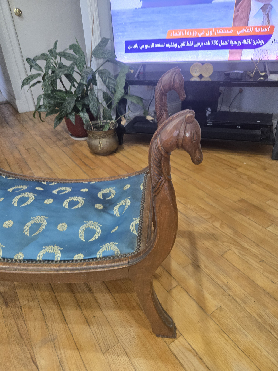 Unique Horse Head Bench. furniture - photo 2