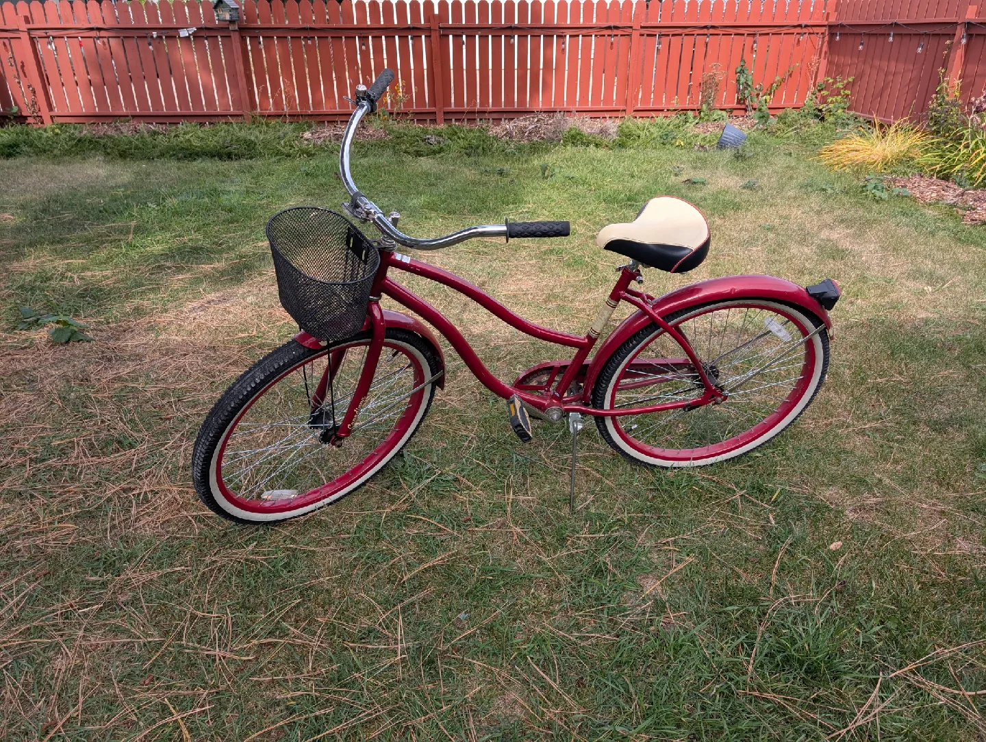 Huffy Cranbrook Women's Cruiser Bike image indicator(7)