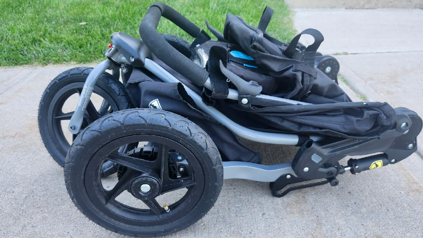 BOB Gear Rambler Jogging Stroller - Black image indicator(2)