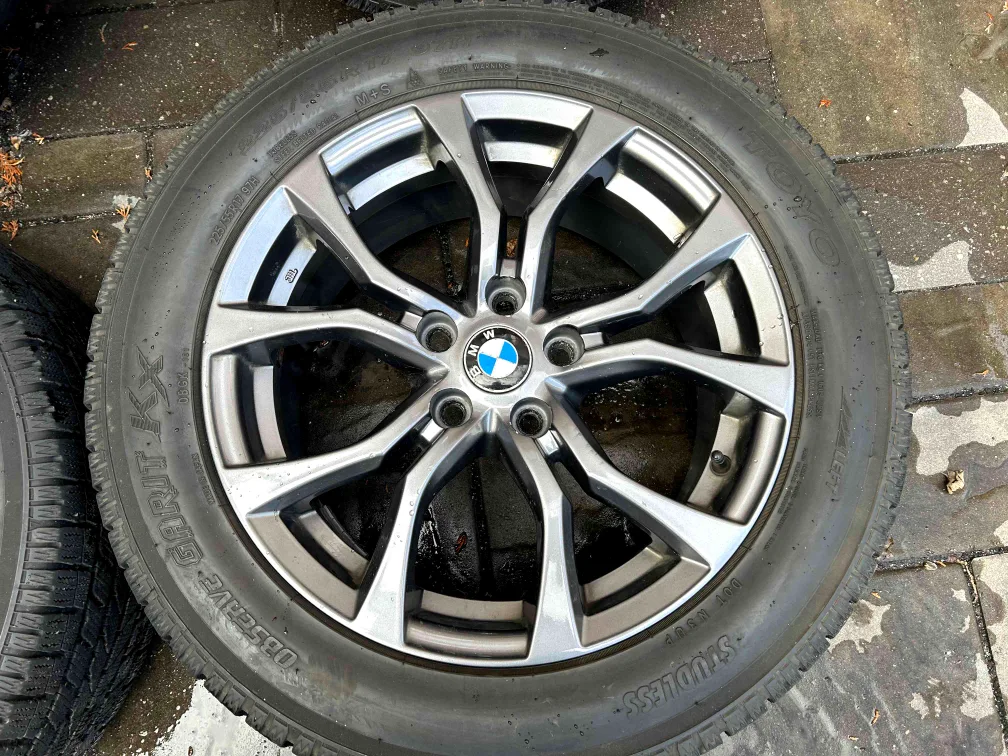 4 Alloy Wheels with Winter Tires - Set of 4 image indicator(5)