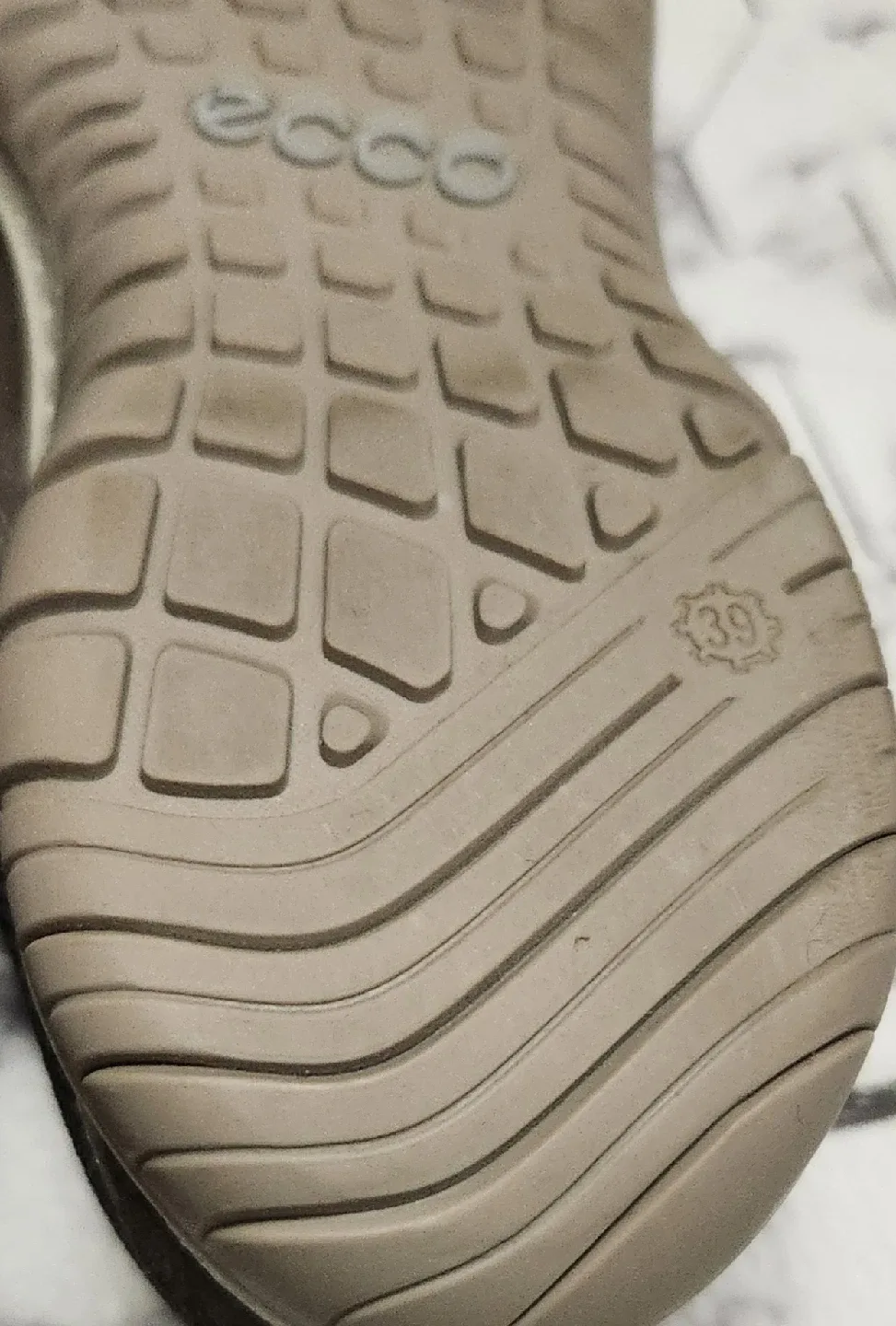 Ecco Aspina Low Cut Dark Grey Women's Size 39 image indicator(5)